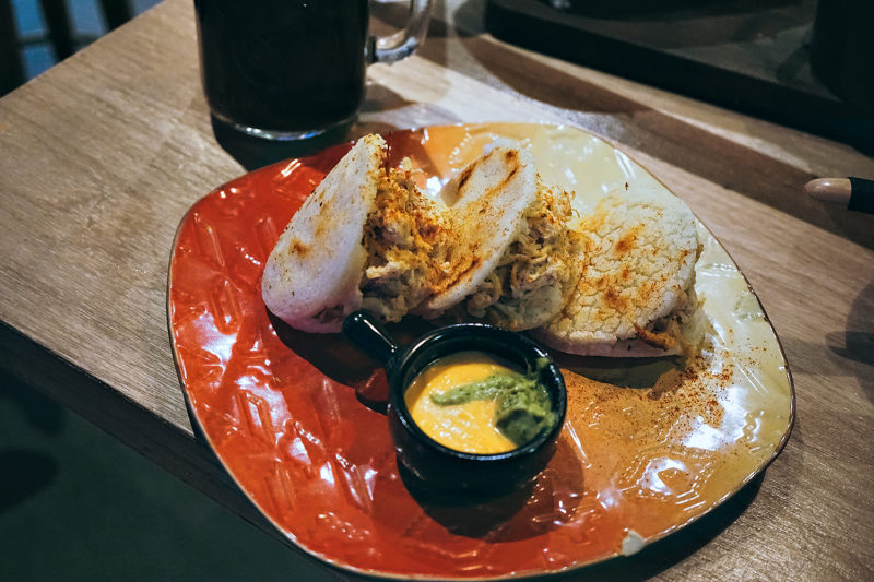 拉丁魂的炸餡餅與肉湯讓我徹底改觀｜Picada 哥倫比亞菜初體驗